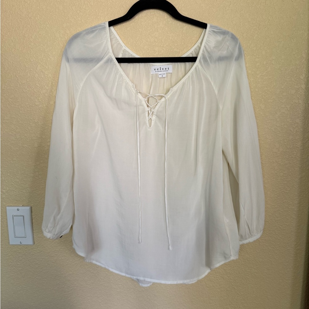 Velvet by Graham & Spencer Cream Tie Front Blouse Relaxed Fit